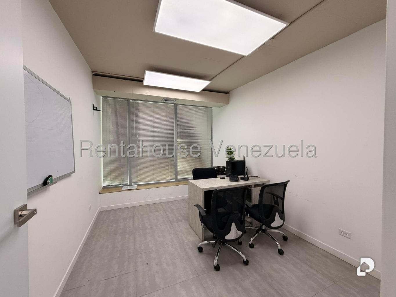 Oficina en Las Mercedes, Caracas – 4