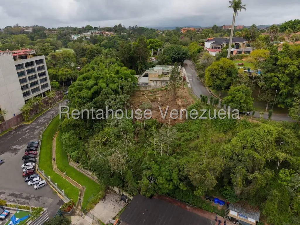 Land in La Lagunita Country Club, Caracas - 1