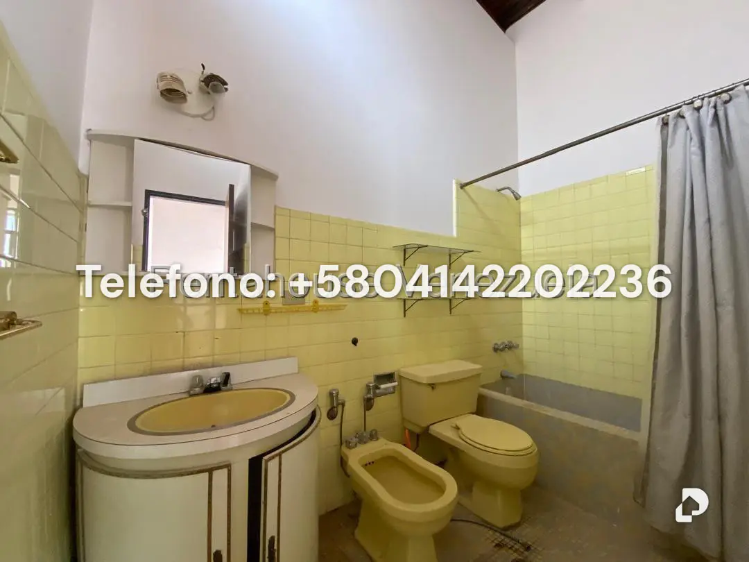 House in Prados del Este, Caracas – 35