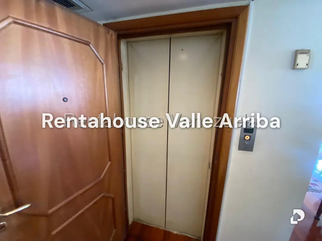 Apartamento en La Florida, Caracas – 2