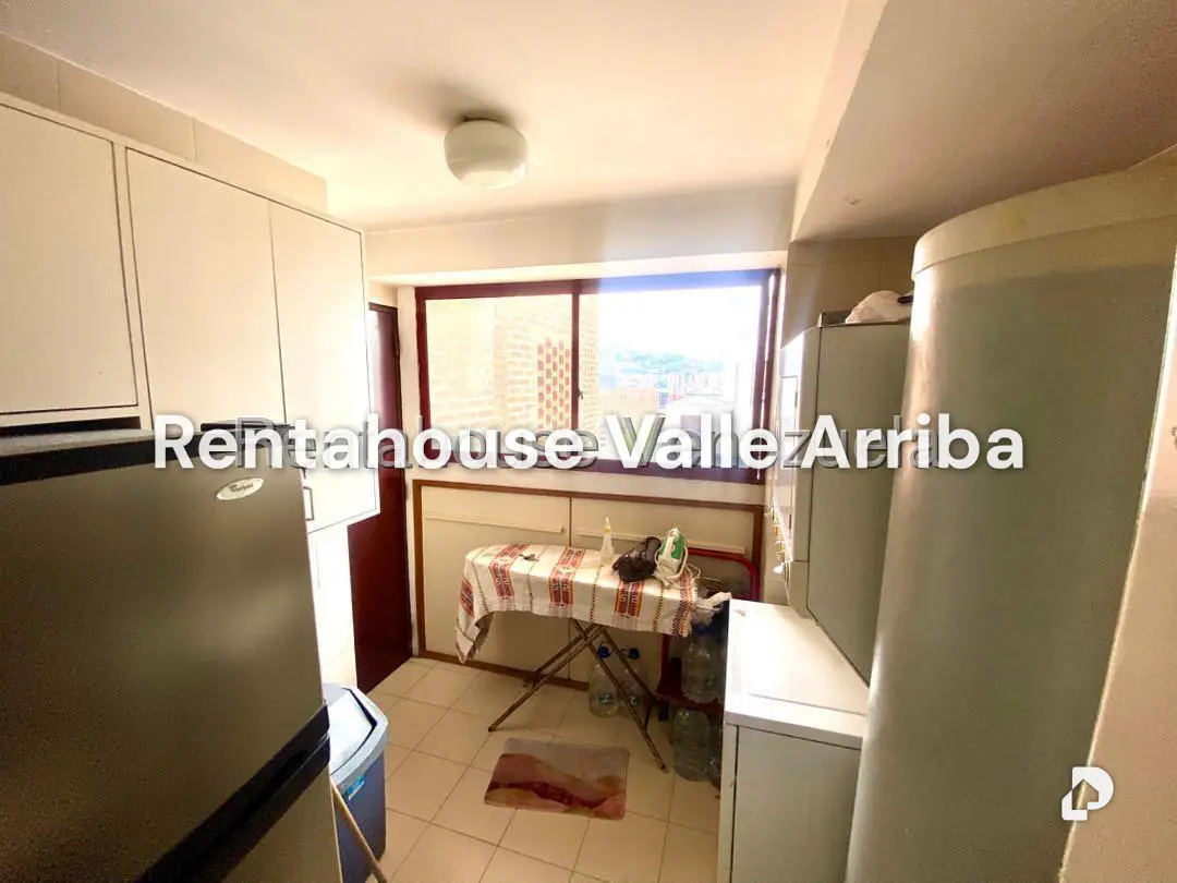 Apartamento en La Florida, Caracas – 17