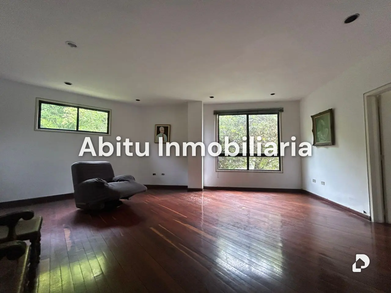 Penthouse en Urb. Miranda, Caracas – 11