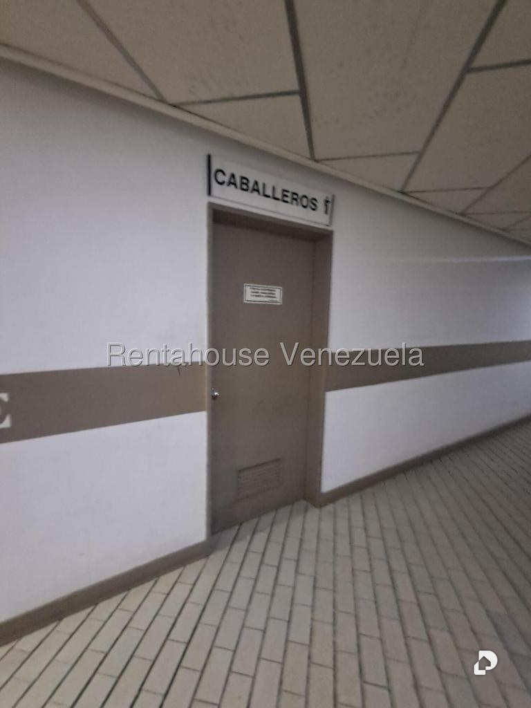 Oficina en La California Norte, Caracas – 27