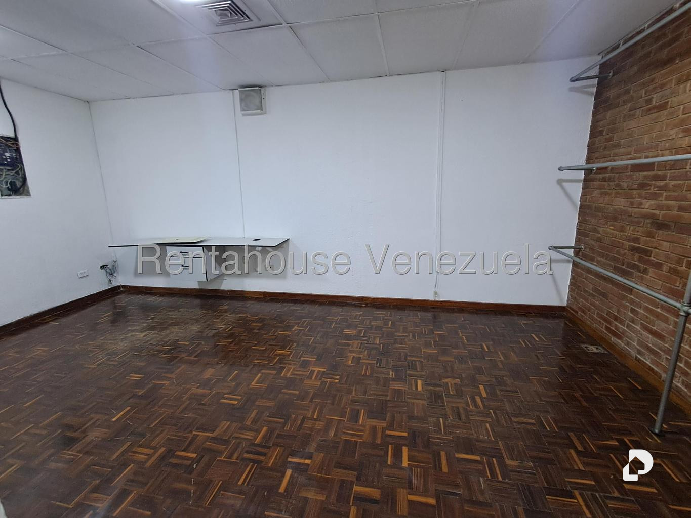 Oficina en La California Norte, Caracas – 19