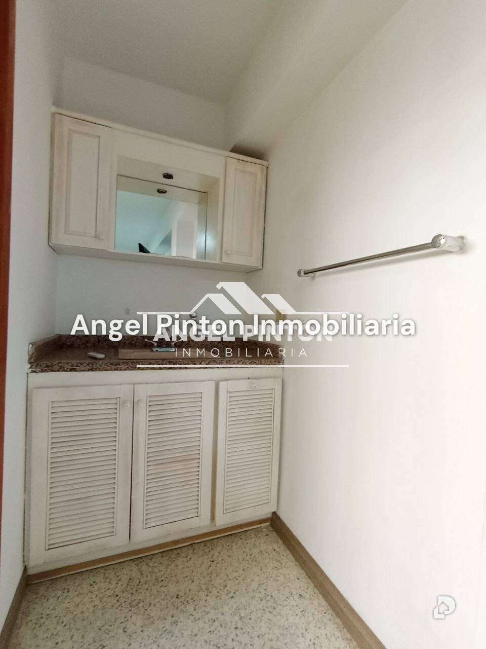 Apartamento en Santa María, Maracaibo – 12
