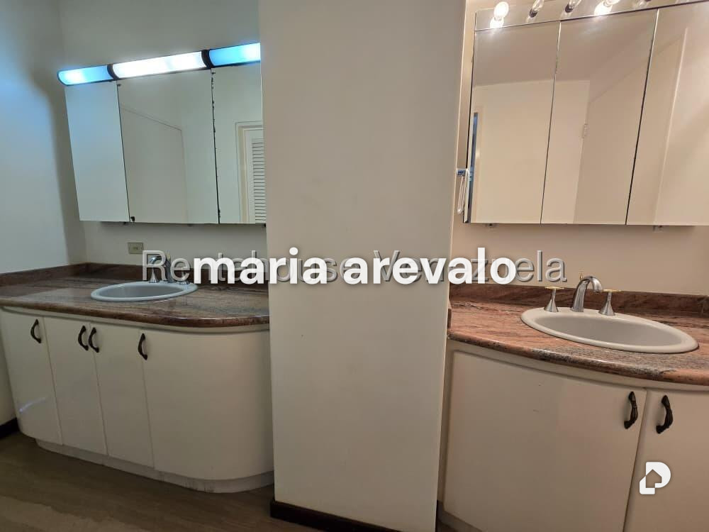 Apartamento en Cumbres de Curumo, Caracas – 22