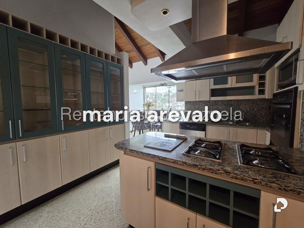 Apartamento en Cumbres de Curumo, Caracas – 13