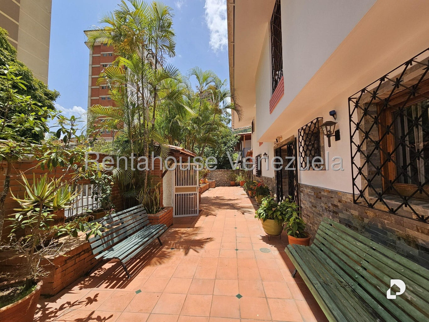 Casa en Colinas de Santa Mónica, Caracas – 11