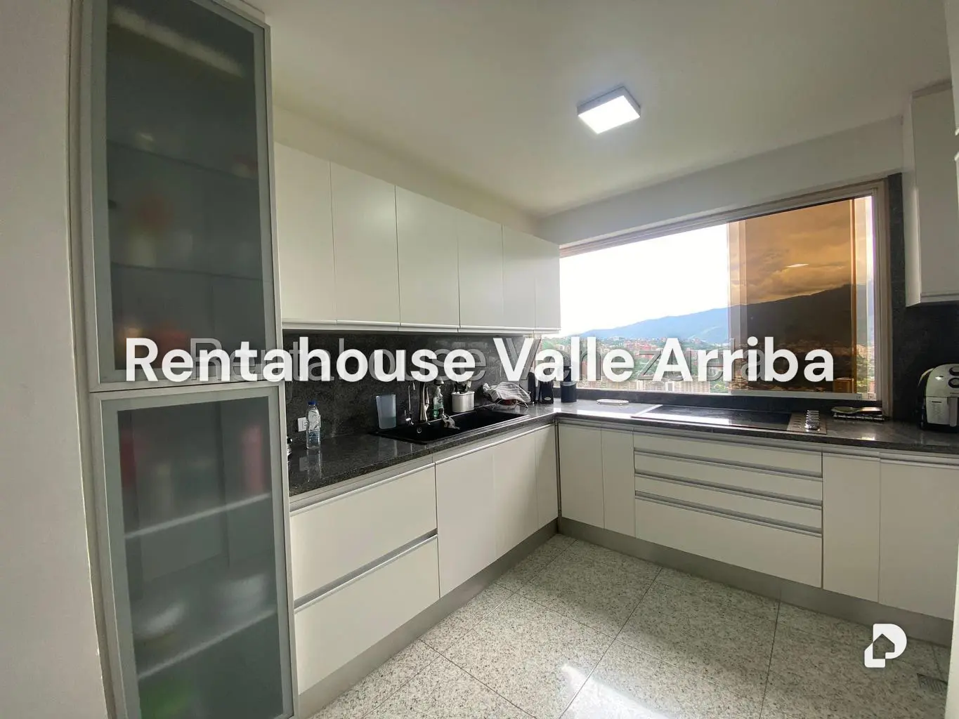 Apartamento en Los Samanes, Caracas – 24