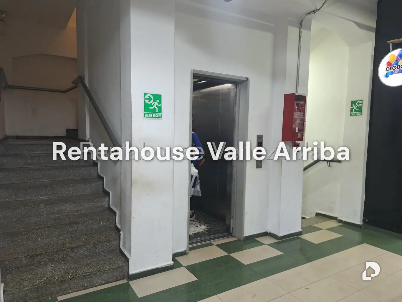 Local comercial en Parroquia La Candelaria, Caracas – 5