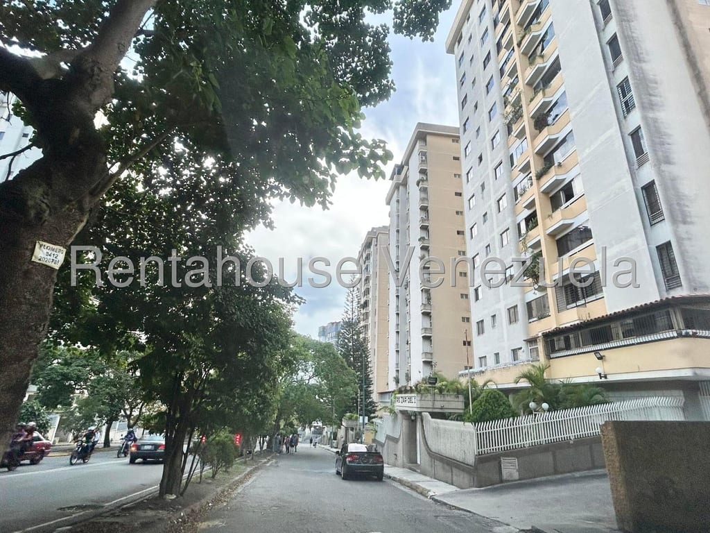 Apartamento en Lomas del Avila, Caracas - 1
