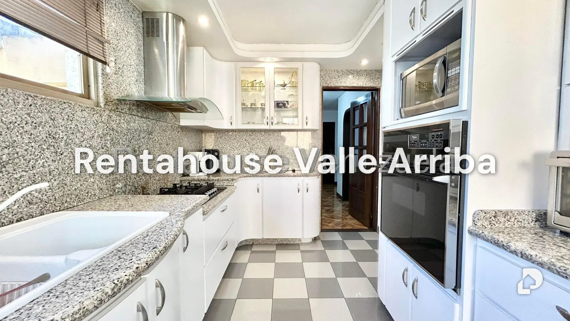 Apartamento en Lomas del Avila, Caracas – 11