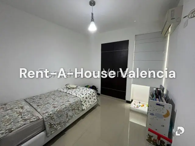 Apartamento en Parroquia Urbana San José, Valencia – 13