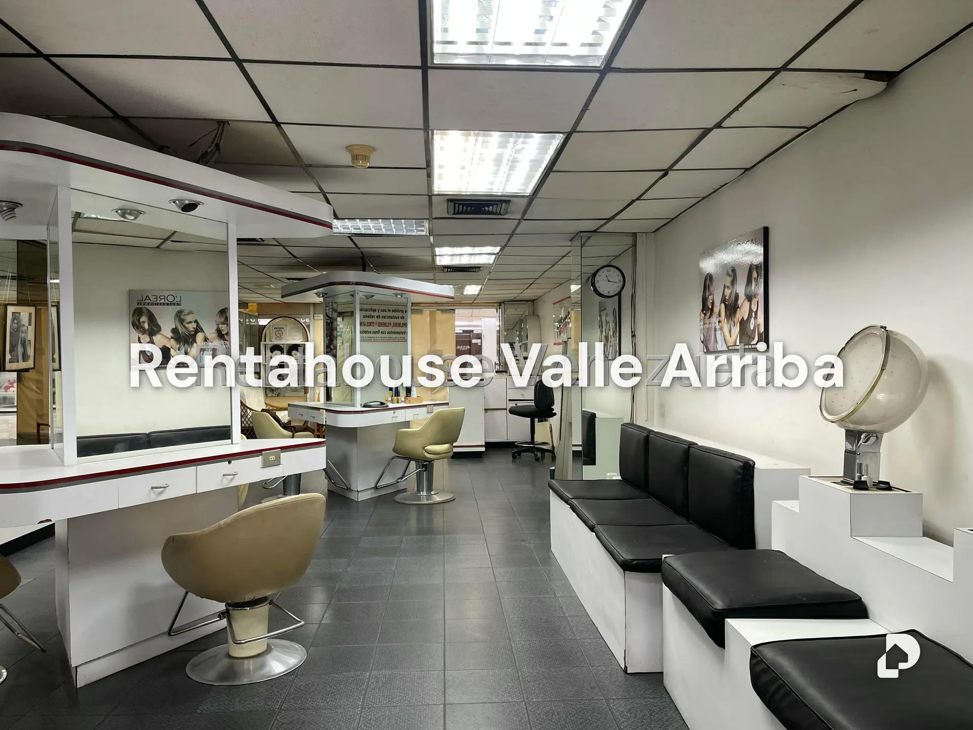 Local comercial en Prados del Este, Caracas – 11
