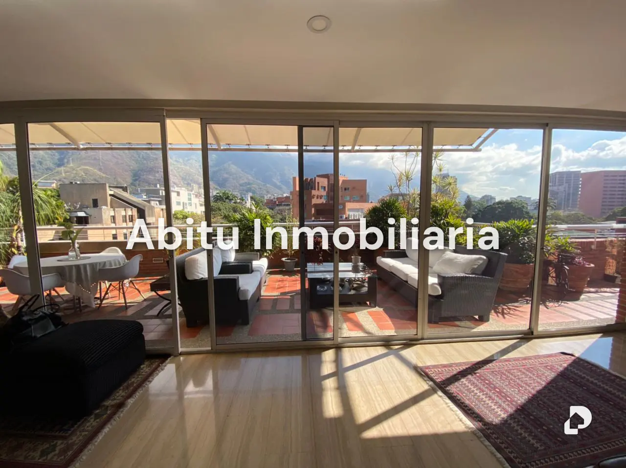 Penthouse in La Castellana, Caracas – 9