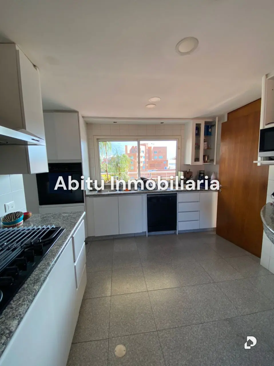 Penthouse in La Castellana, Caracas – 4