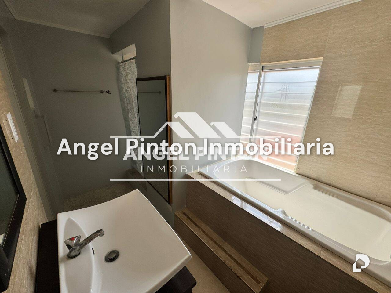 Casa en Caminos a La Lagunita, Maracaibo – 12