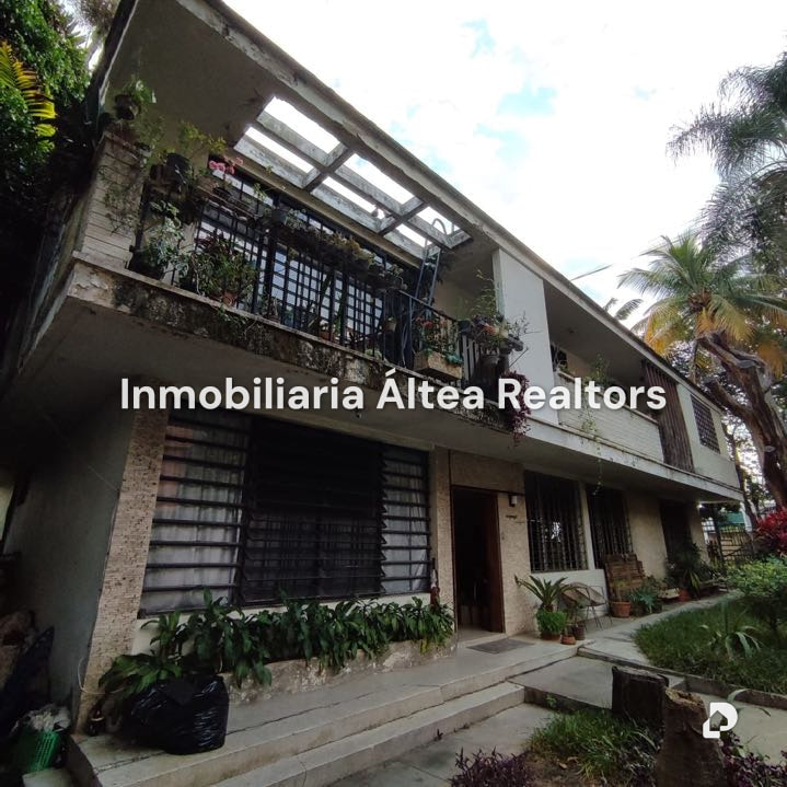 Casa en Los Palos Grandes, Caracas – 1