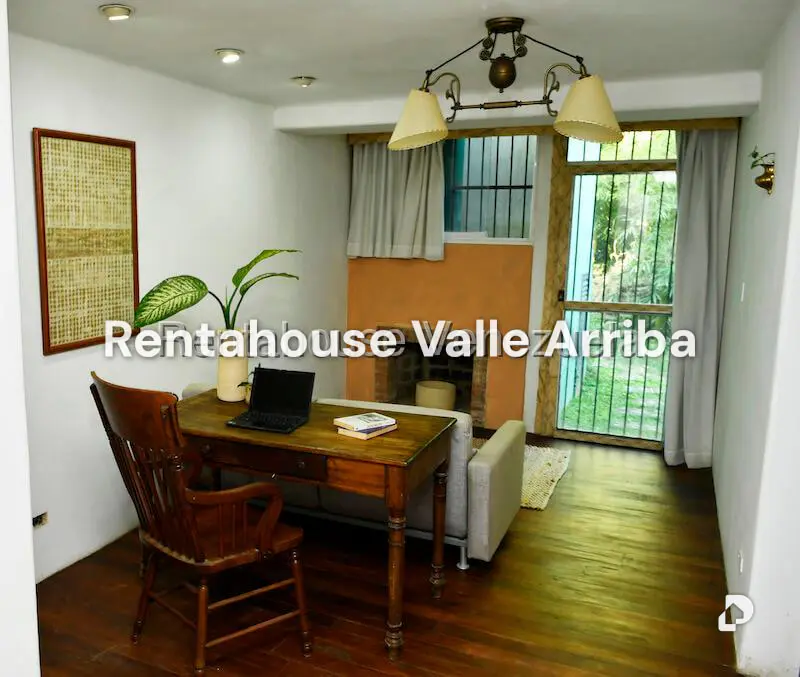 Casa en Oripoto, Caracas – 17