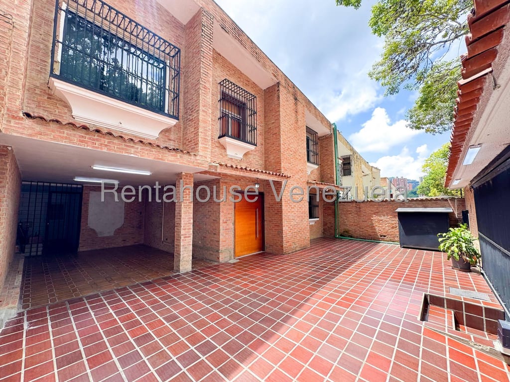 Casa en El Cafetal, Caracas - 1