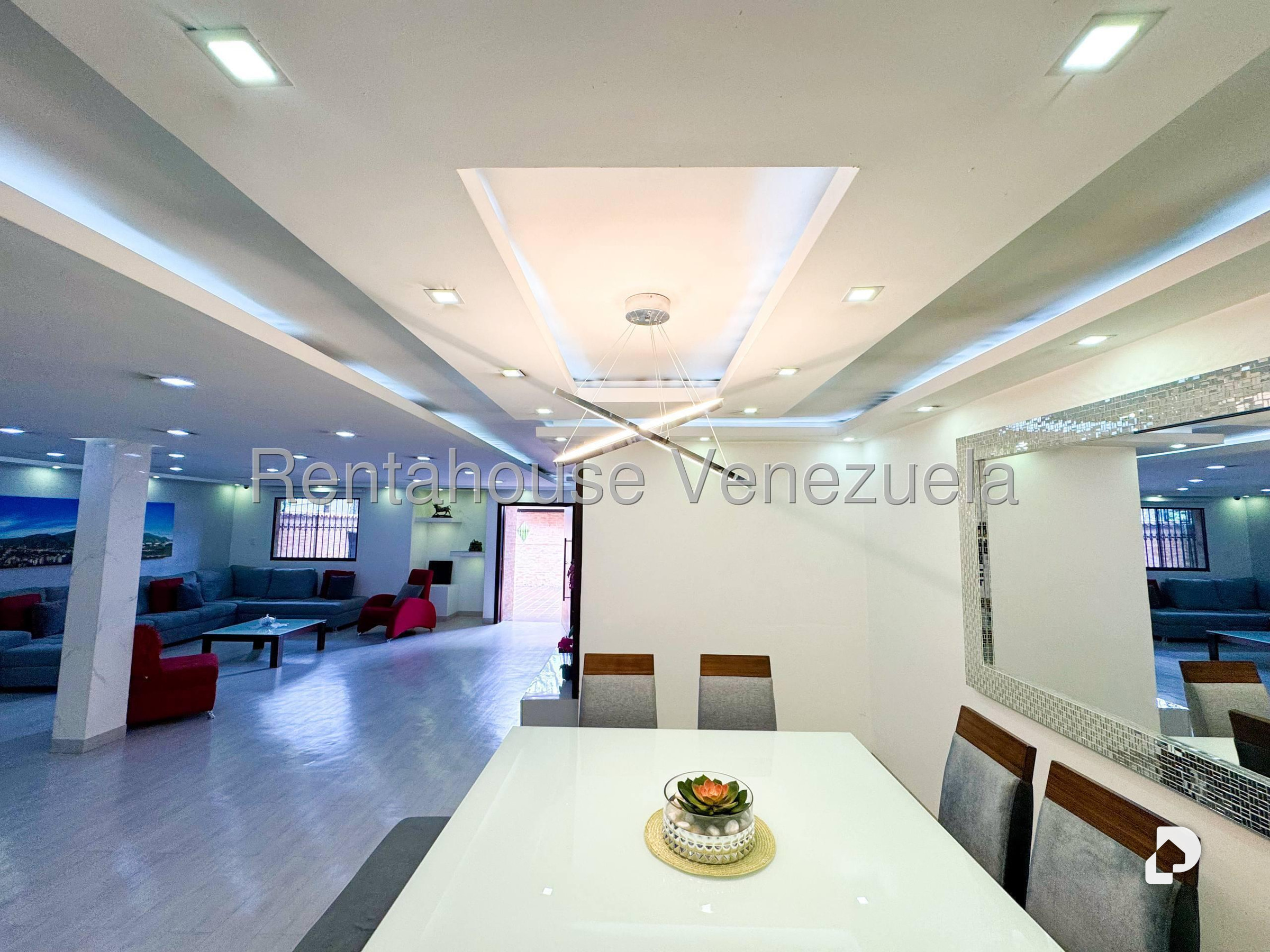 Casa en El Cafetal, Caracas