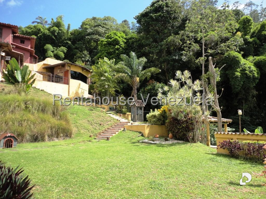 Casa en Loma Larga, Caracas – 26