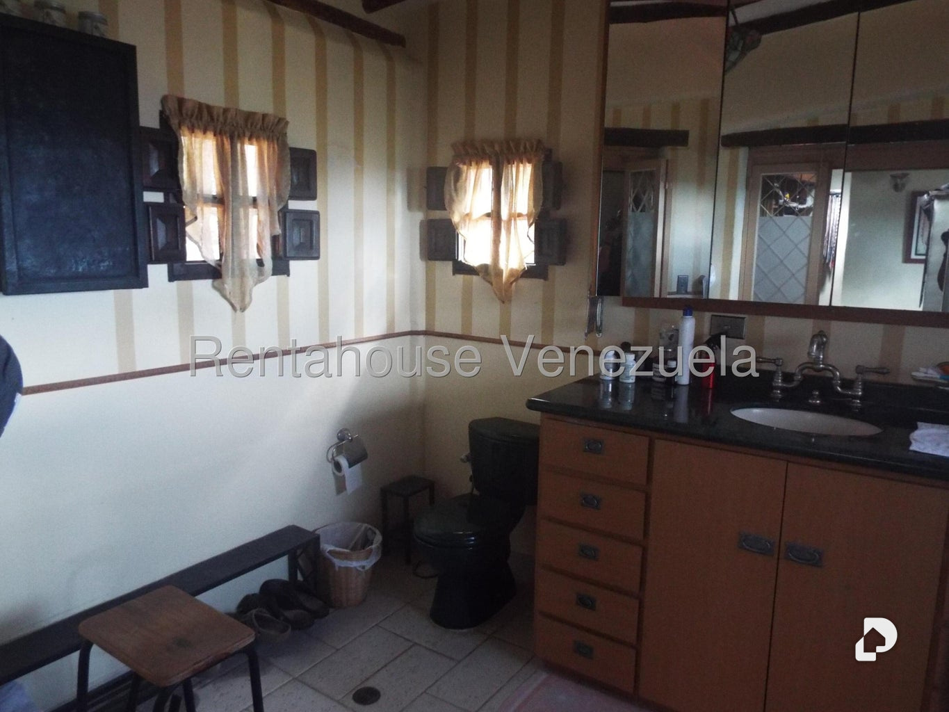 Casa en Loma Larga, Caracas – 20