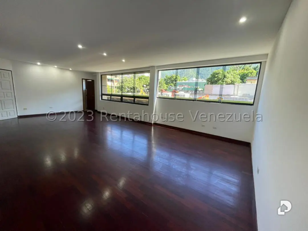 Apartamento en Altamira, Caracas – 4