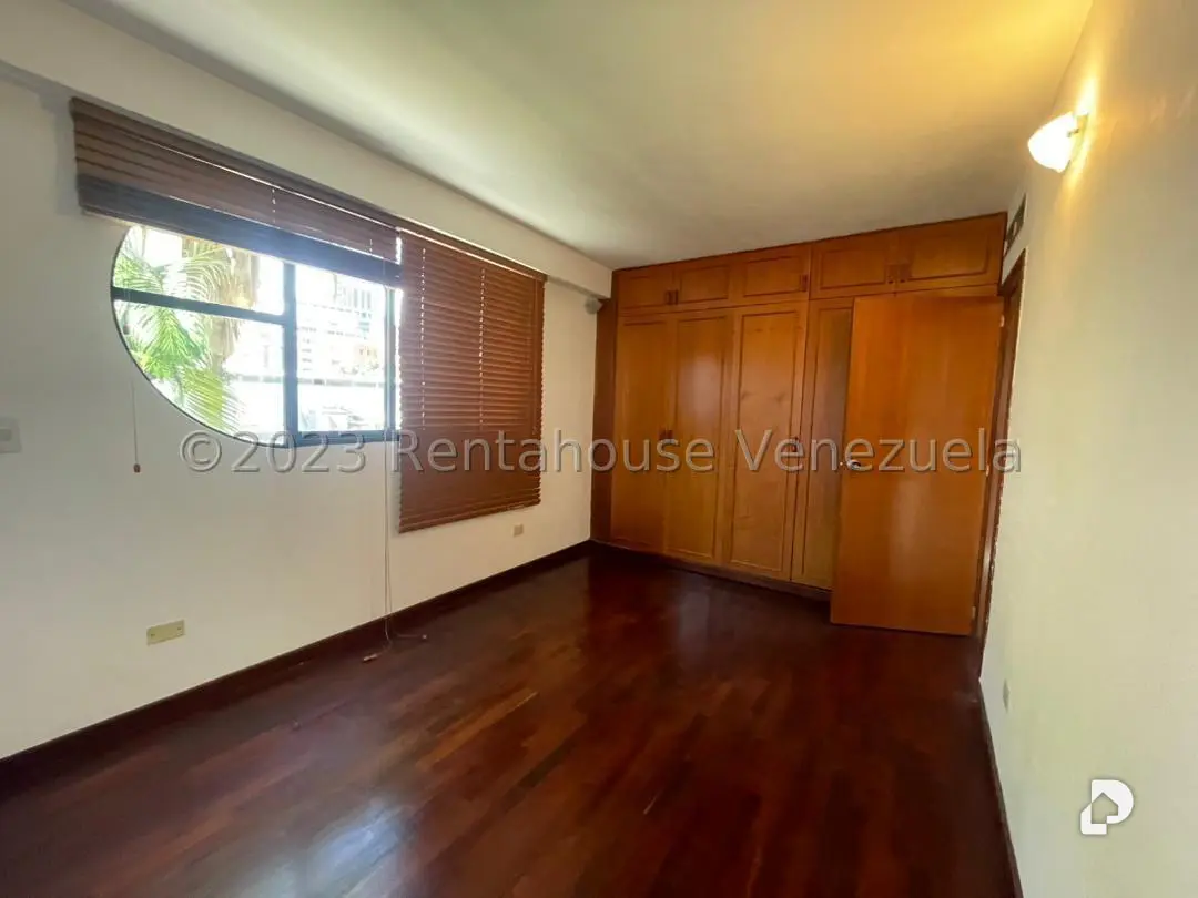 Apartamento en Altamira, Caracas – 19
