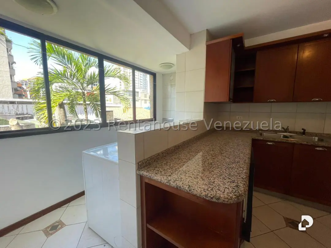 Apartamento en Altamira, Caracas – 12
