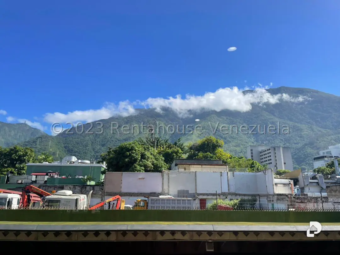 Apartamento en Altamira, Caracas – 8