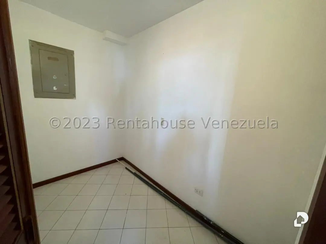 Apartamento en Altamira, Caracas – 24