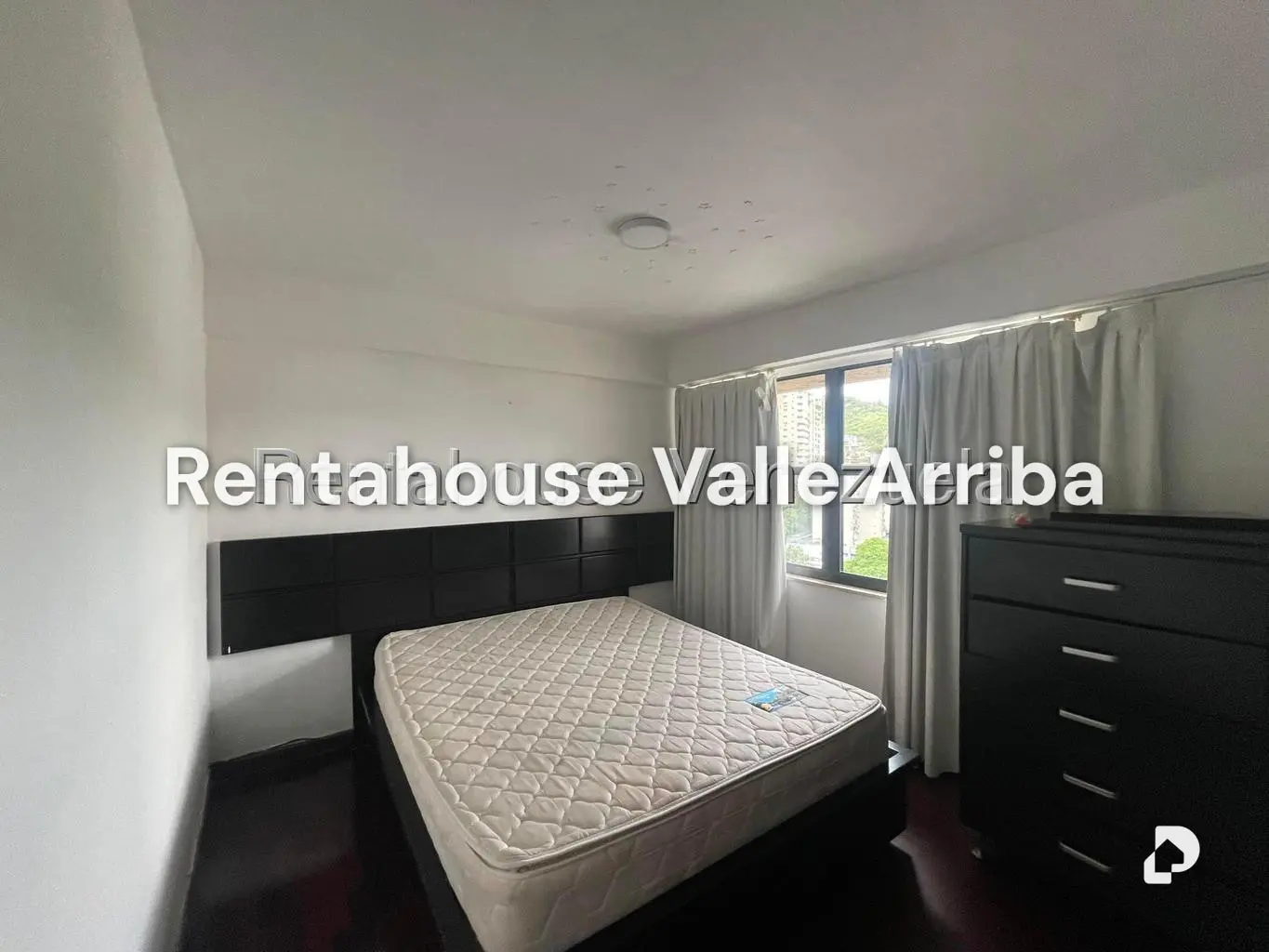 Apartamento en Santa Fe Norte, Caracas – 11