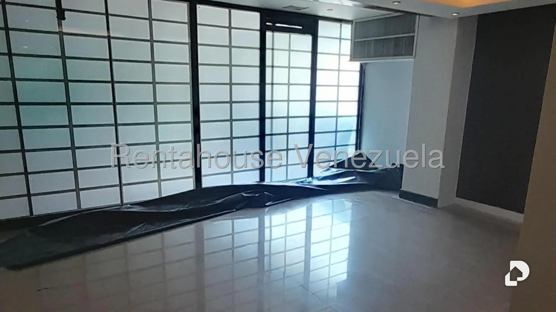 Local comercial en San Pedro, Guatire