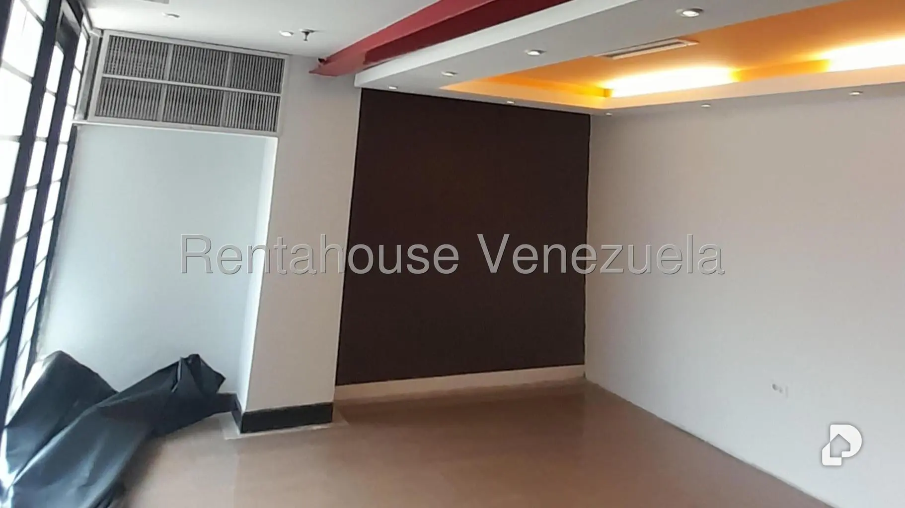 Local comercial en San Pedro, Guatire