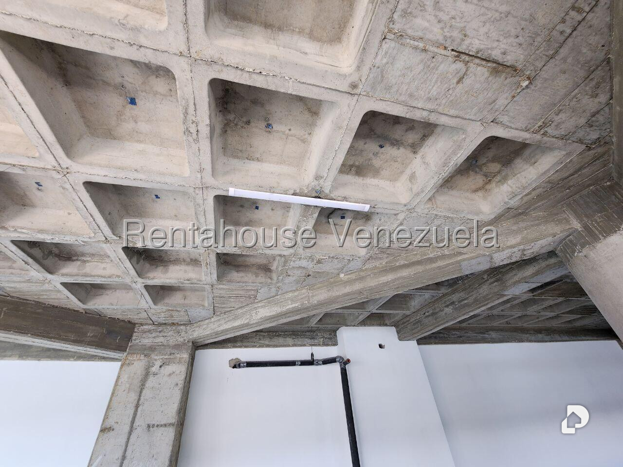 Office in Las Mercedes, Caracas – 16