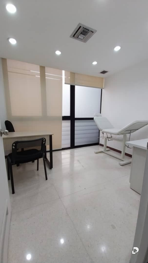 Oficina en San Bernardino, Caracas – 8