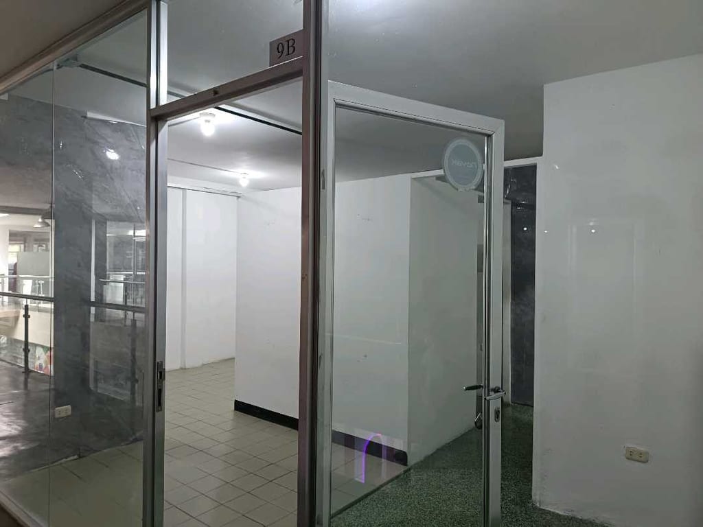 Local comercial en San José, Valencia - 1