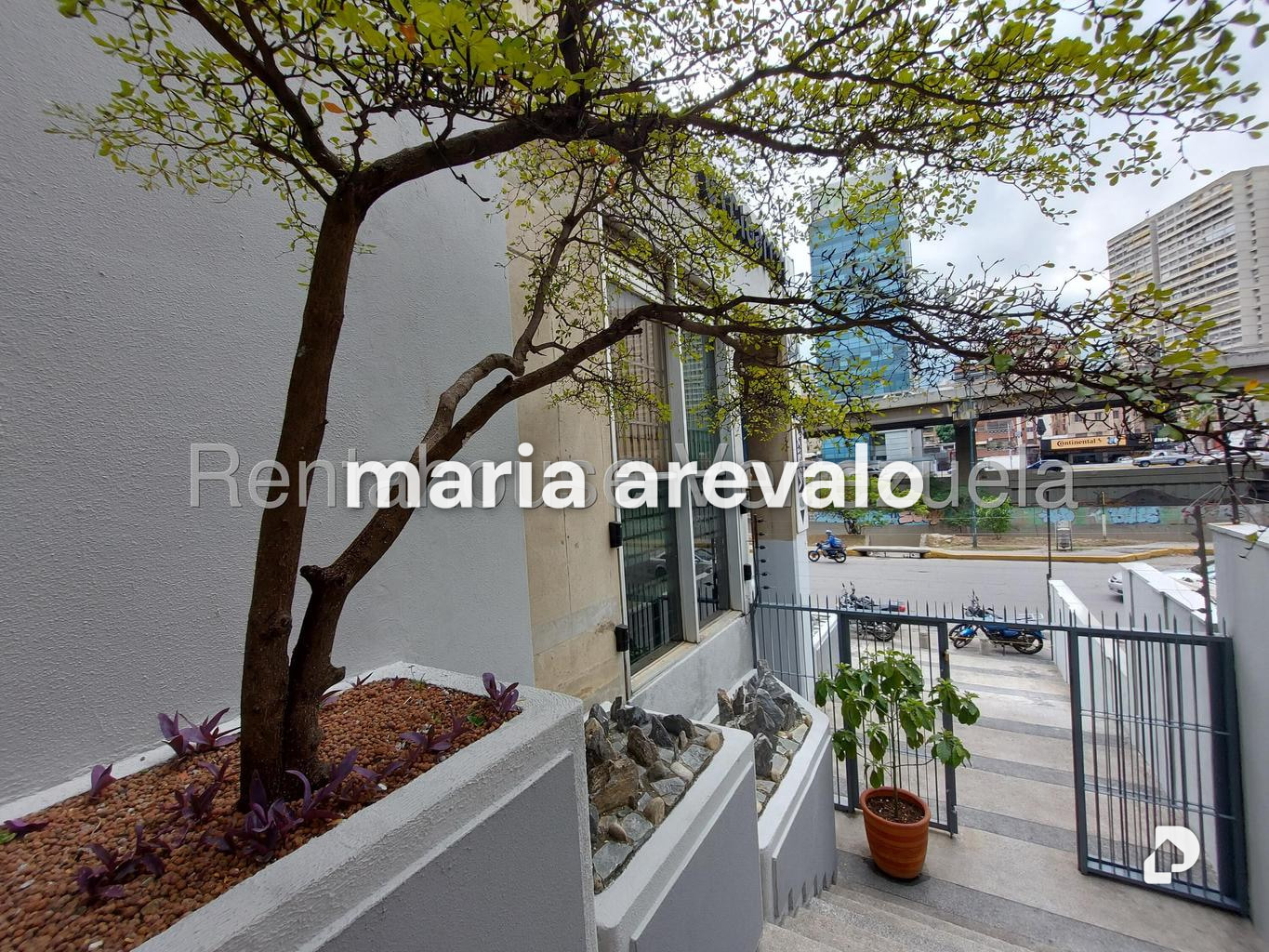 Oficina en Colinas de Bello Monte, Caracas – 23
