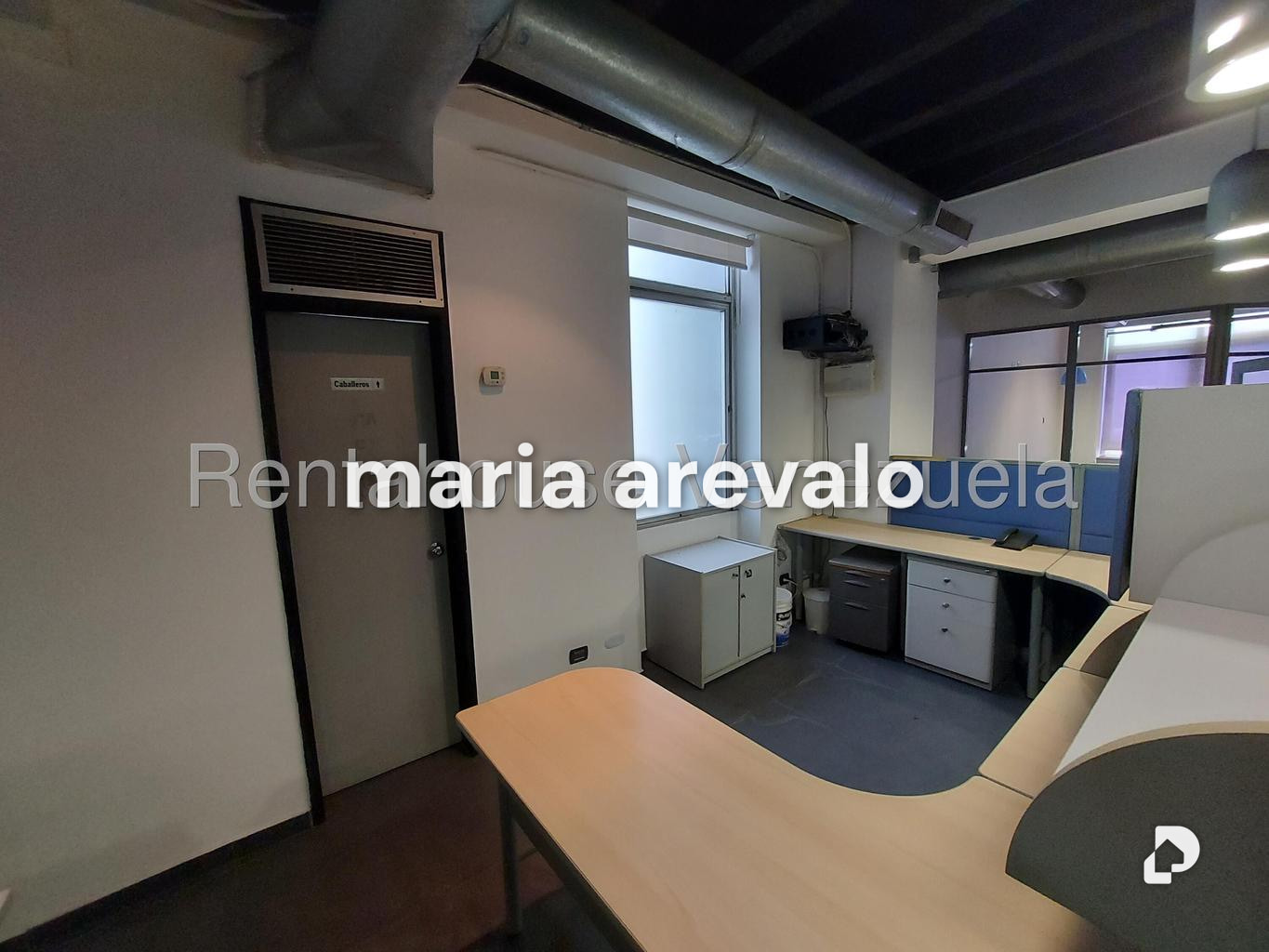 Oficina en Colinas de Bello Monte, Caracas – 12