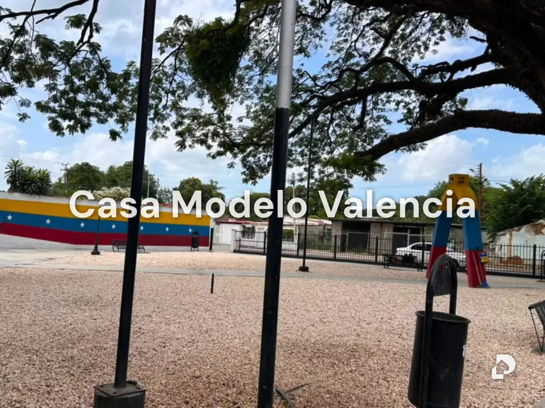 Local comercial en Tinaco – 16