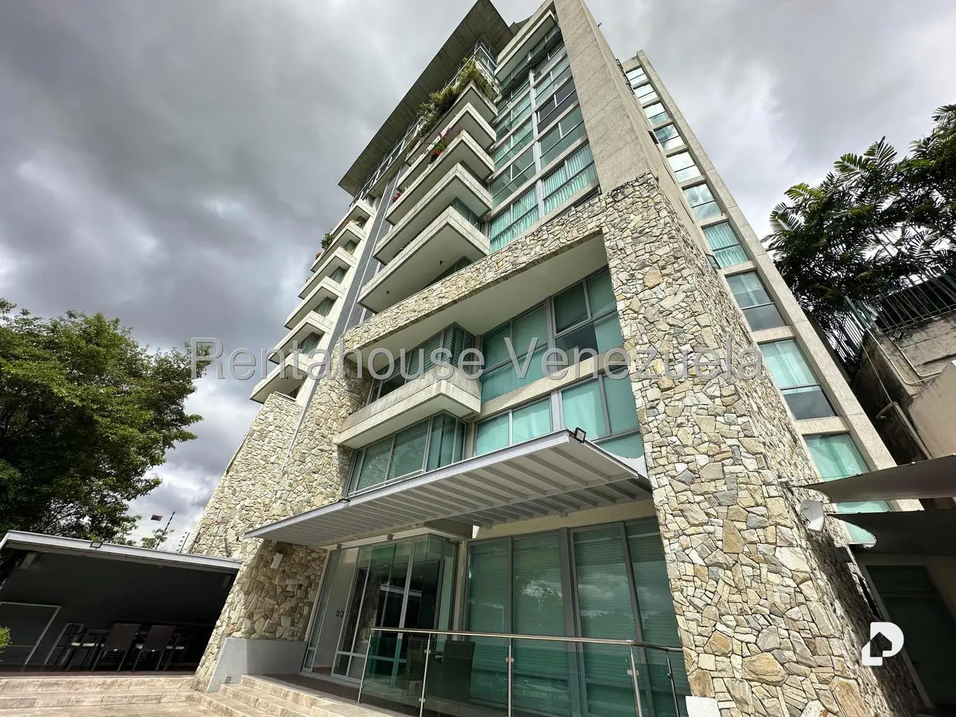 Apartamento en Las Mercedes, Caracas – 22