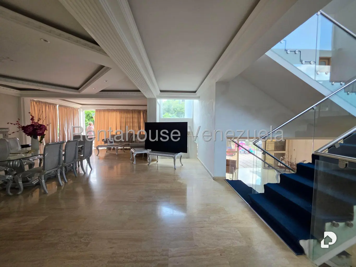 Casa en El Cafetal, Caracas – 11