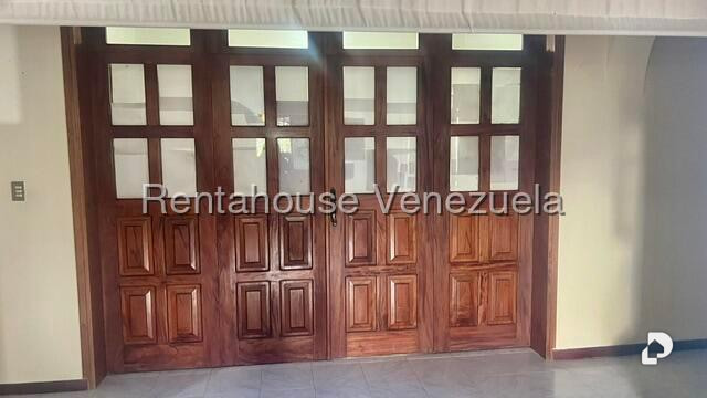 Casa en Macaracuay, Caracas – 30