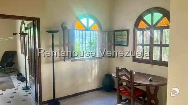 Casa en Macaracuay, Caracas – 25