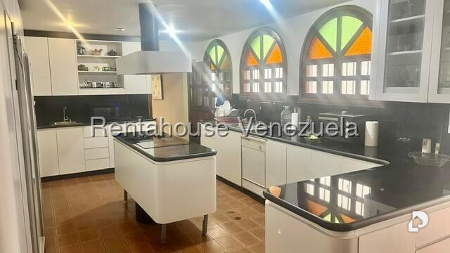 Casa en Macaracuay, Caracas – 13