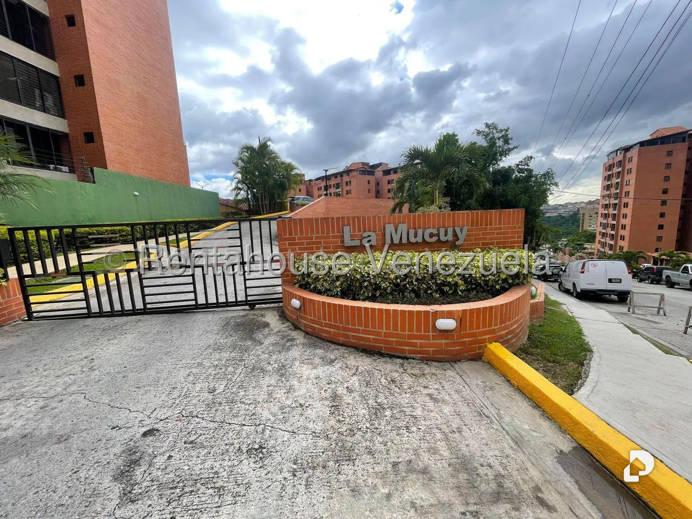 Apartamento en Colinas de La Tahona, Caracas – 2