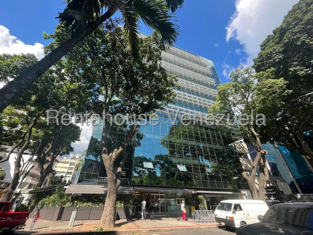 Oficina en Las Mercedes, Caracas - 1