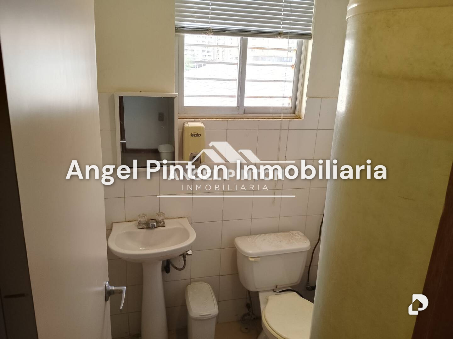 Edificio en Avenida Bella Vista, Maracaibo – 11