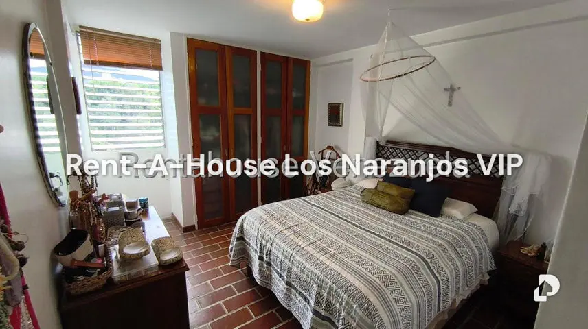 Casa en Lomas De La Trinidad, Caracas – 13
